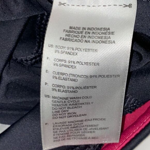 Adidas Women's Black Stretch Capri Active Athletic Leggings Size Medium - Picture 9 of 9